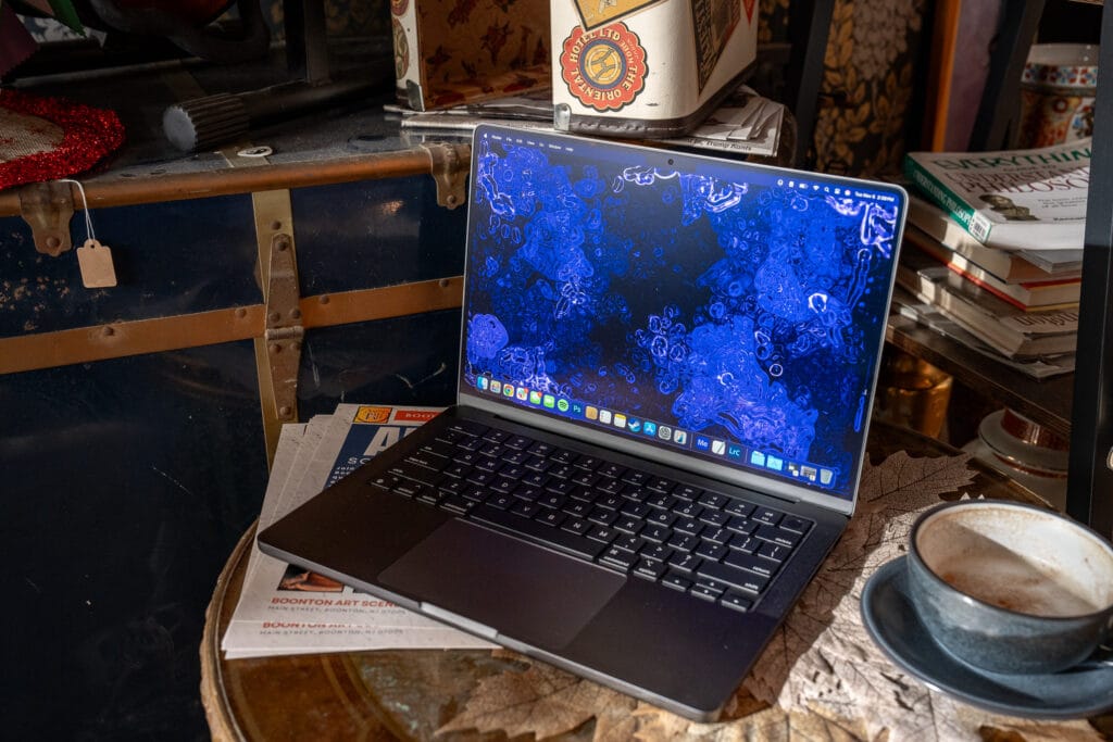 ​Apple’s touchscreen MacBooks might also have a Dynamic Island 