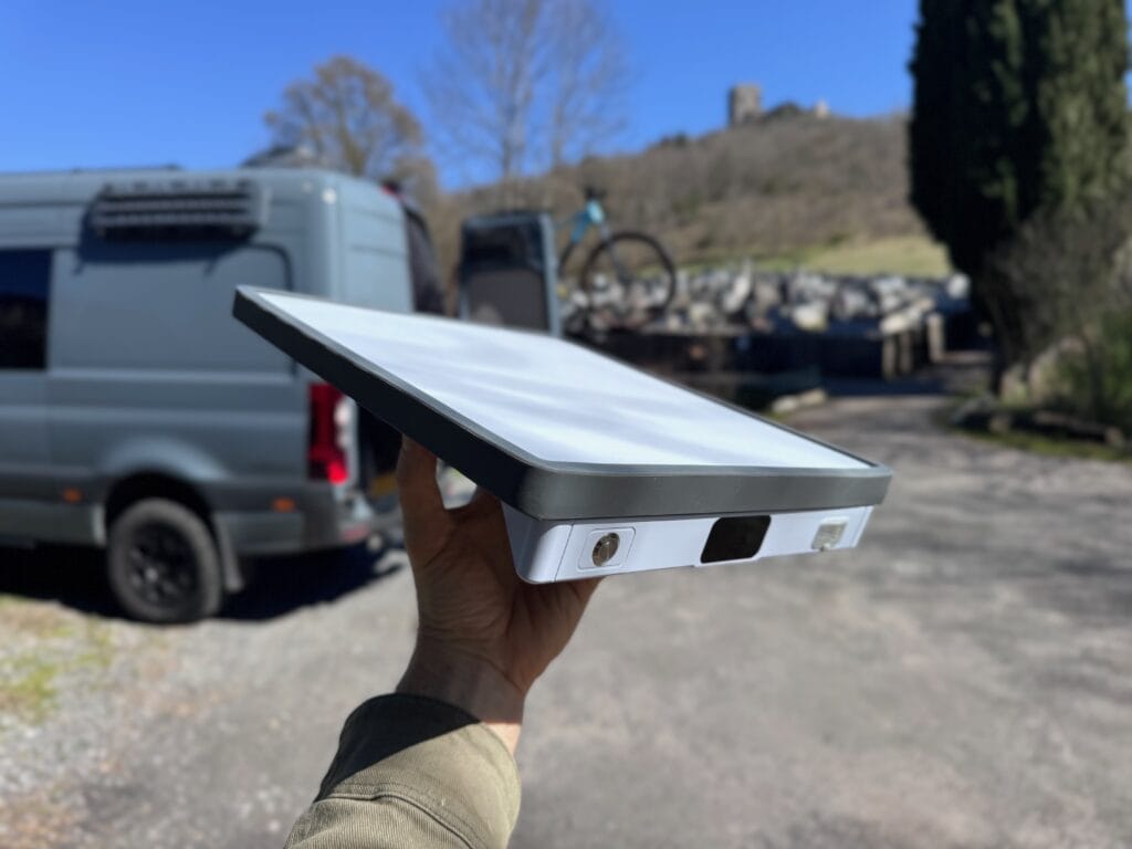 ​The improved battery-powered Starlink Mini is here 