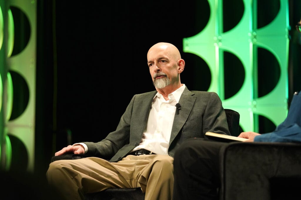 ​The man who coined Metaverse now says Meta’s glasses are creepy 