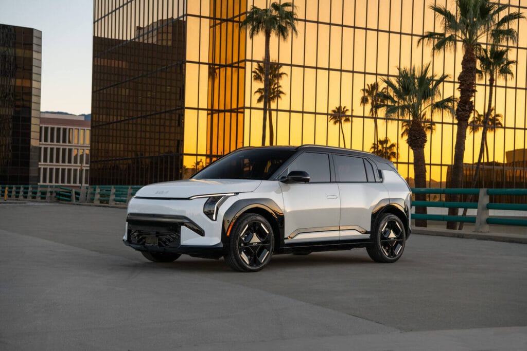 ​Kia’s compact EV3 is coming to the US this year, with 320 miles of range 